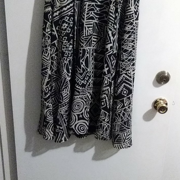 Robbie bee dress very nice n good condition. - Picture 6 of 7